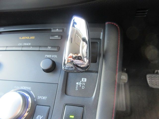 Lexus CT 2012-11 12439-16