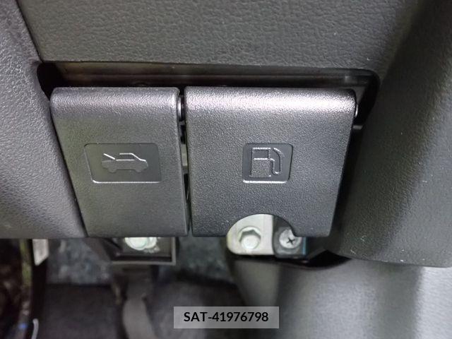 Nissan NOTE 2020-06 279826-12
