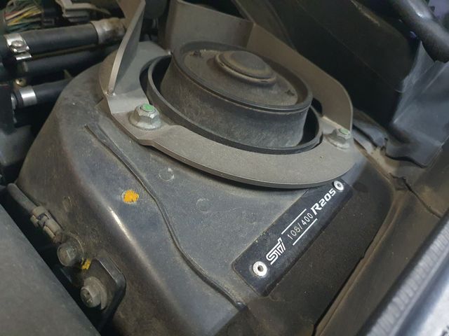 Subaru IMPREZA WRX 2010-02 9337-19