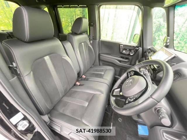 Honda N BOX CUSTOM 2022-10 307308-8
