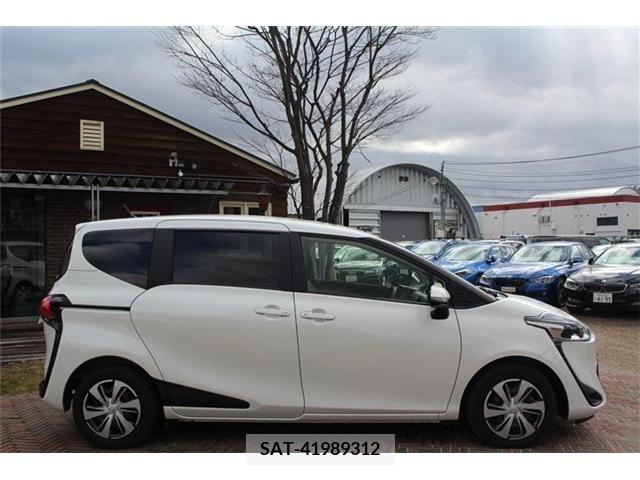 Toyota SIENTA 2019-01 224920-1