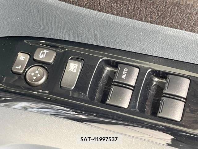 Nissan ROOX 2012-02 388510-6