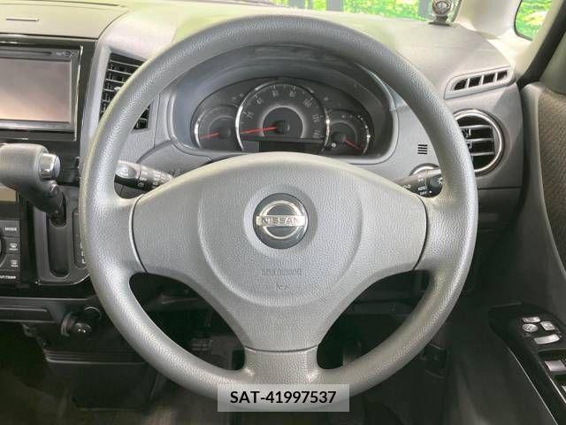 Nissan ROOX 2012-02 388510-11