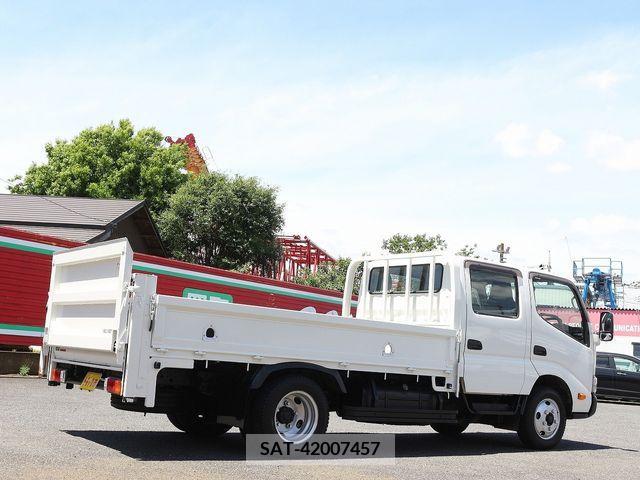 Hino DUTRO 2018-03 296745-1