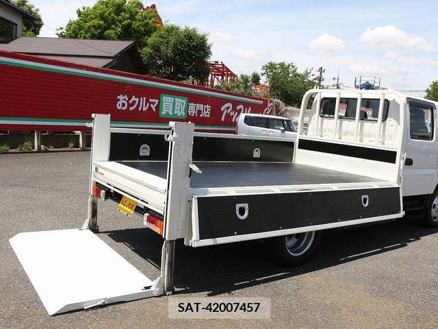 Hino DUTRO 2018-03 296745-13