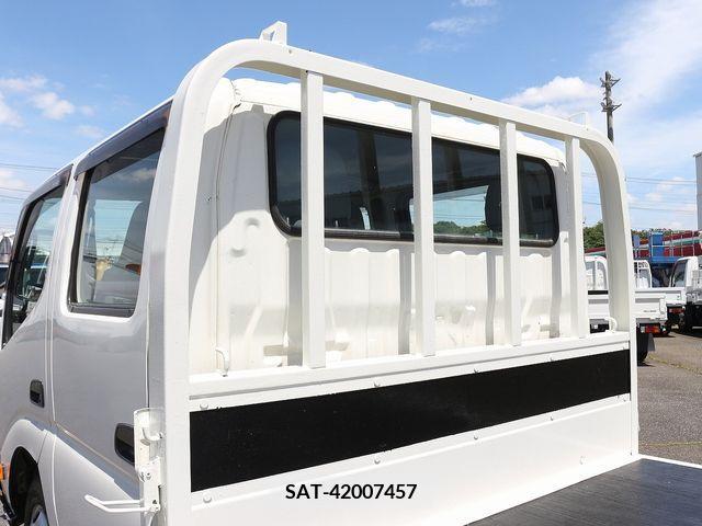 Hino DUTRO 2018-03 296745-16