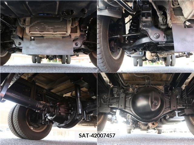 Hino DUTRO 2018-03 296745-18