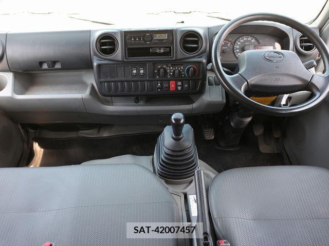 Hino DUTRO 2018-03 296745-22
