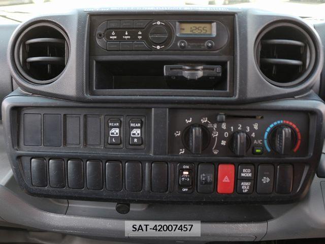 Hino DUTRO 2018-03 296745-24