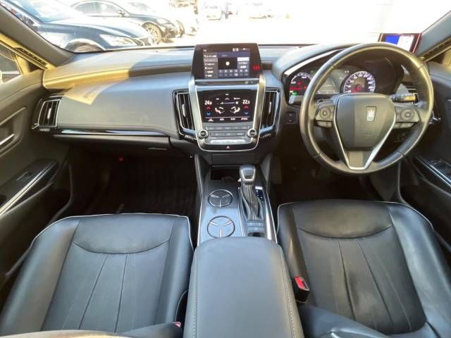 Toyota CROWN SEDAN 2019-03 23516-1