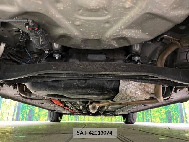 Toyota AQUA 2021-08 233512-19