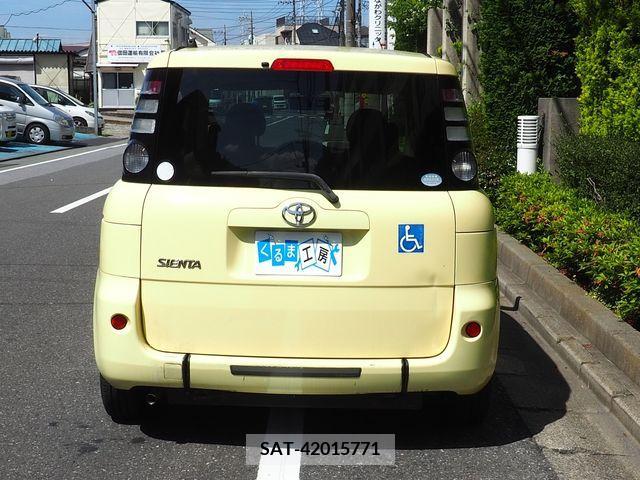 Toyota SIENTA 2009-02 285053-18