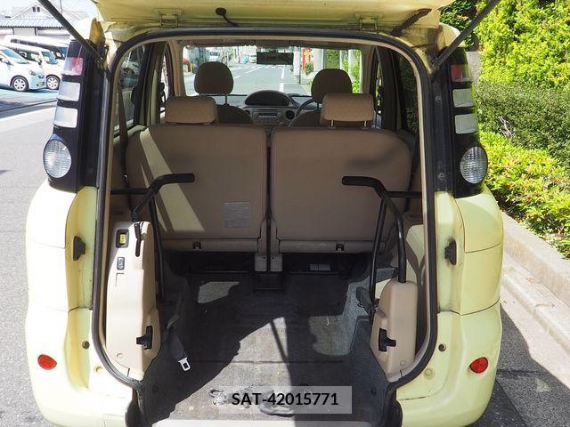 Toyota SIENTA 2009-02 285053-9