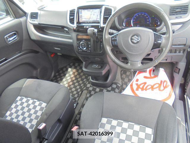 Suzuki SOLIO 2012-01 311282-1