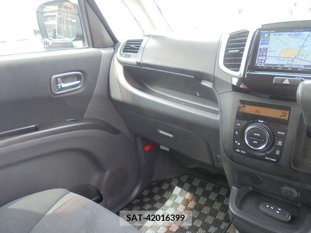 Suzuki SOLIO 2012-01 311282-12