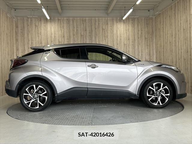 Toyota C-HR 2017-12 294960-3