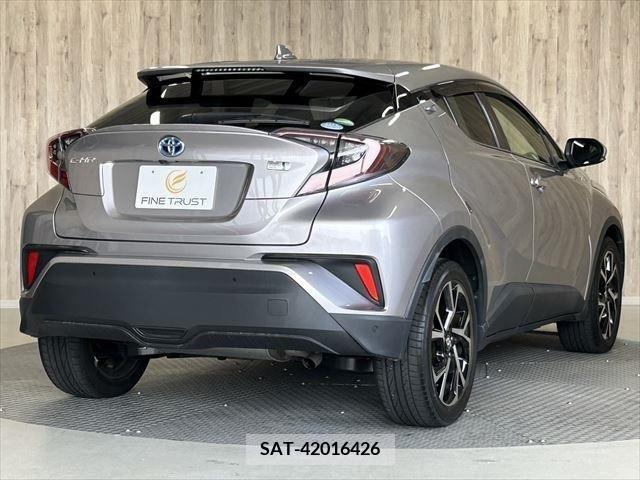 Toyota C-HR 2017-12 294960-4