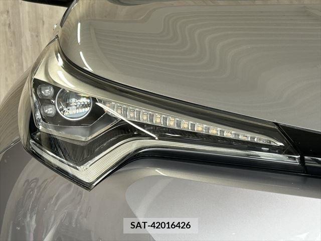 Toyota C-HR 2017-12 294960-9