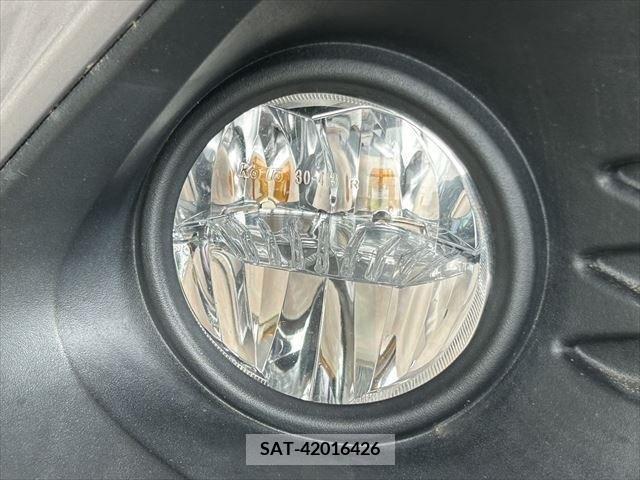 Toyota C-HR 2017-12 294960-11