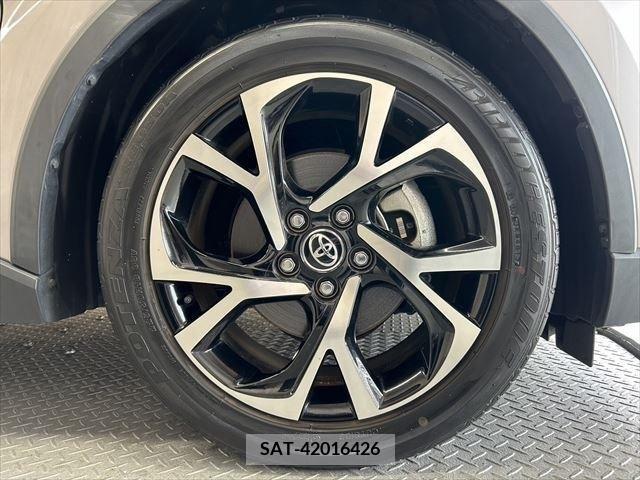 Toyota C-HR 2017-12 294960-14