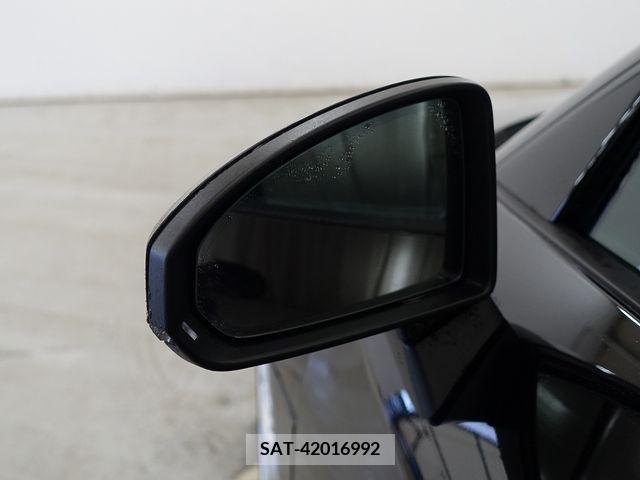 Audi R8 2021-12 333690-4