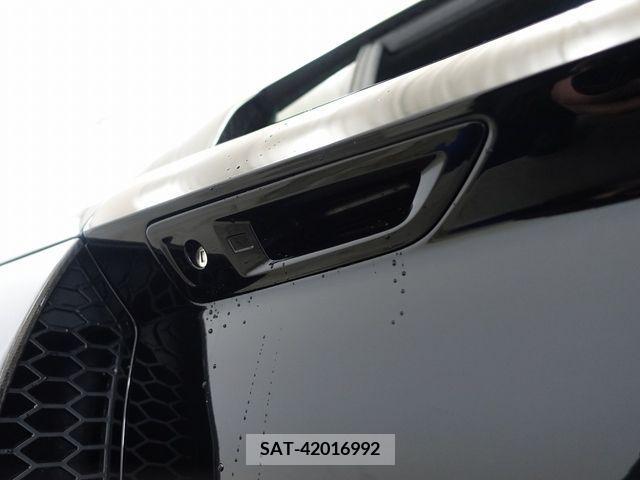 Audi R8 2021-12 333690-27