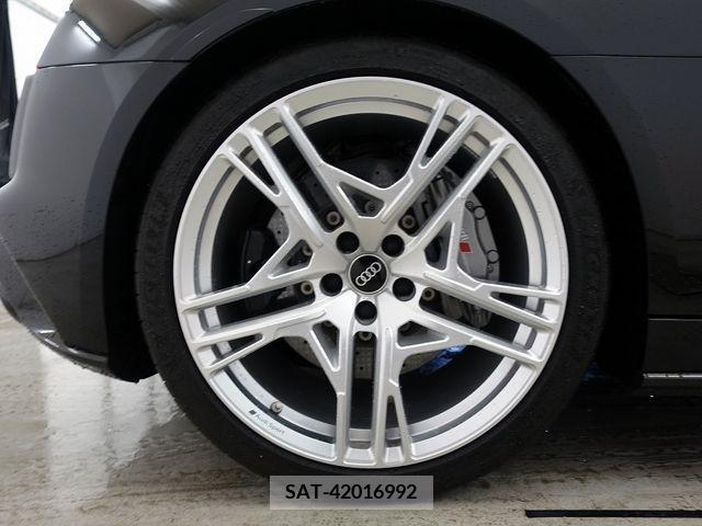 Audi R8 2021-12 333690-22