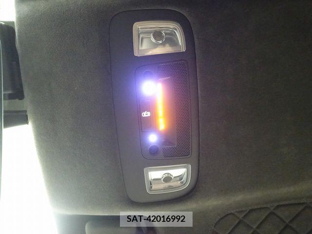 Audi R8 2021-12 333690-19