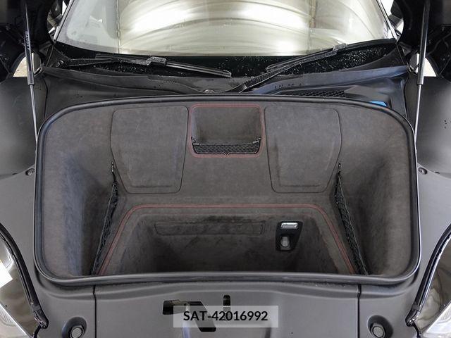 Audi R8 2021-12 333690-7