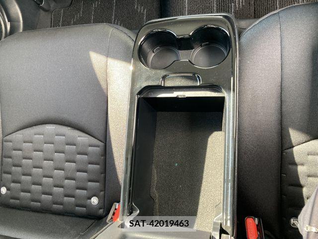 Toyota PRIUS PHV 2017-09 250672-15