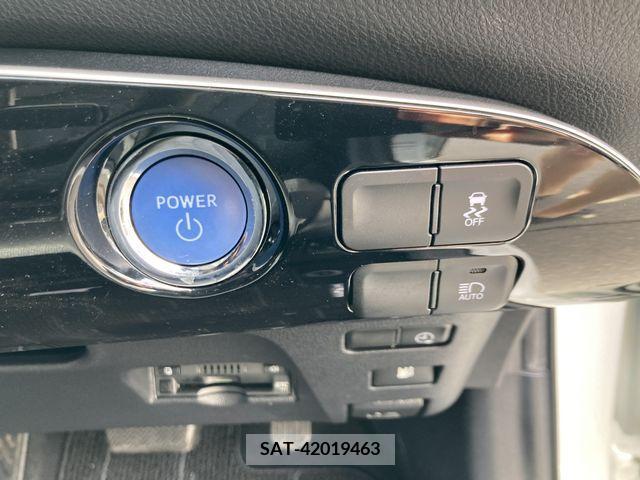 Toyota PRIUS PHV 2017-09 250672-18