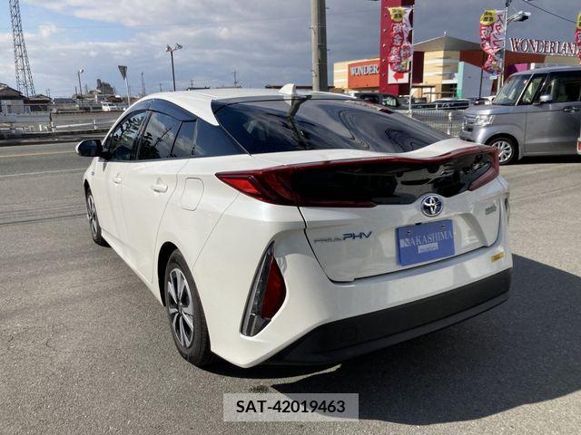 Toyota PRIUS PHV 2017-09 250672-2