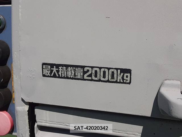 Hino DUTRO 2015-02 247708-7