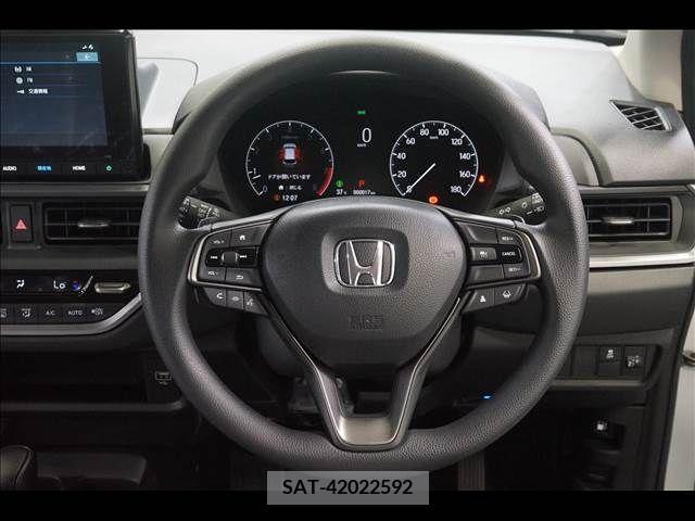 Honda WR-V 2024-08 371114-9