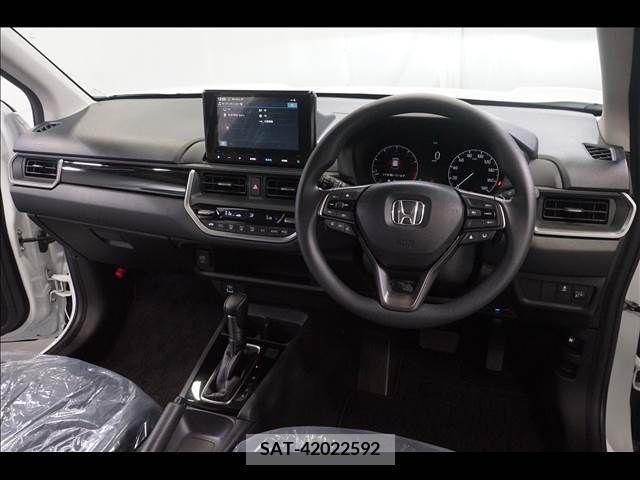 Honda WR-V 2024-08 371114-1