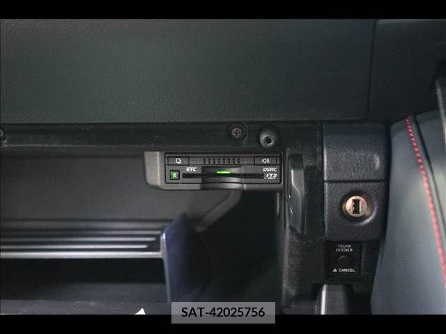 Lexus IS 2014-08 248828-6