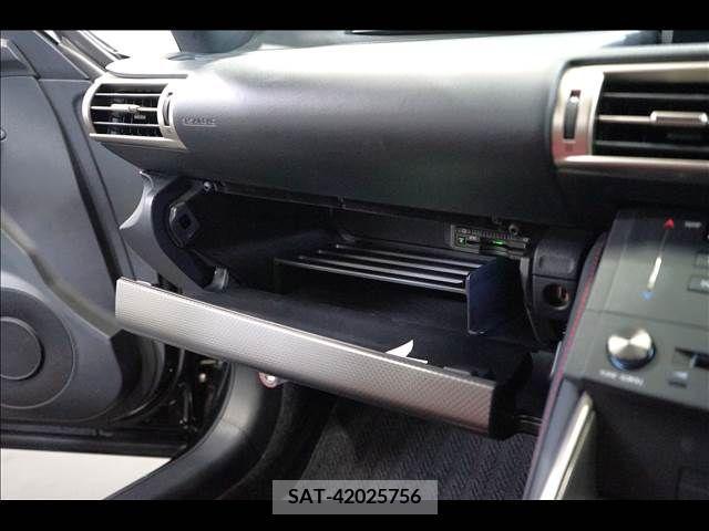 Lexus IS 2014-08 248828-12