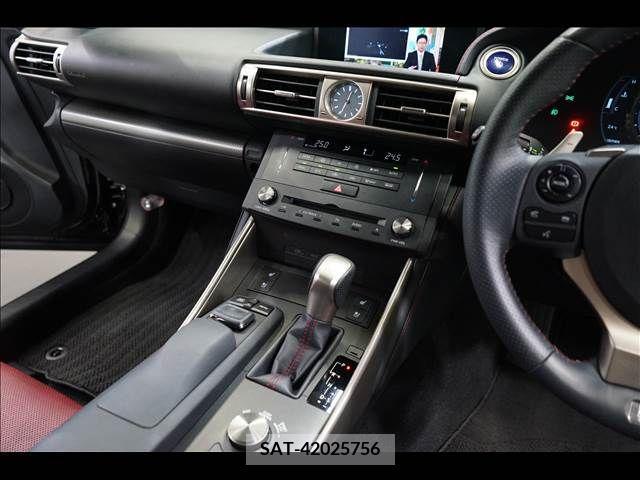 Lexus IS 2014-08 248828-11