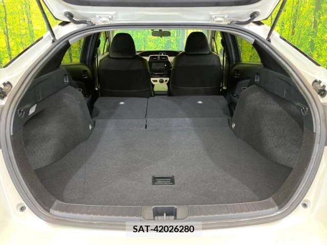 Toyota PRIUS 2016-06 322265-10