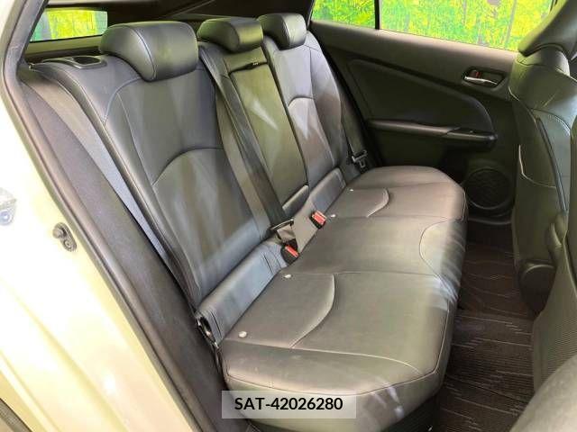 Toyota PRIUS 2016-06 322265-9