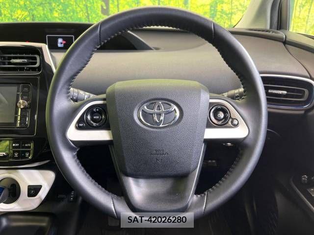 Toyota PRIUS 2016-06 322265-11