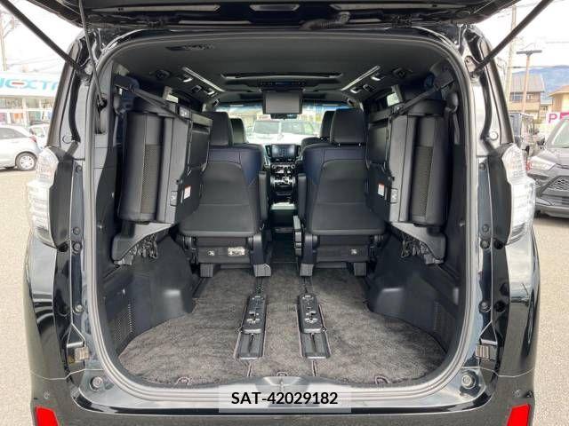 Toyota VELLFIRE 2017-07 223259-11