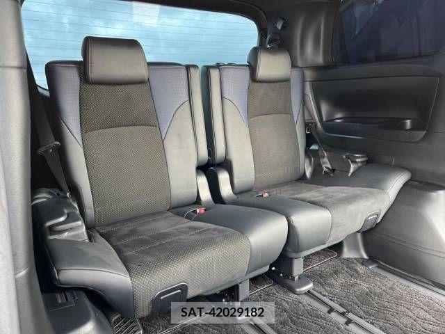 Toyota VELLFIRE 2017-07 223259-10