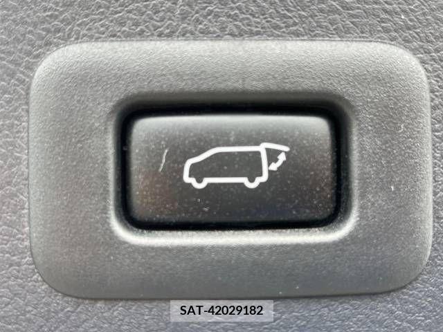 Toyota VELLFIRE 2017-07 223259-7