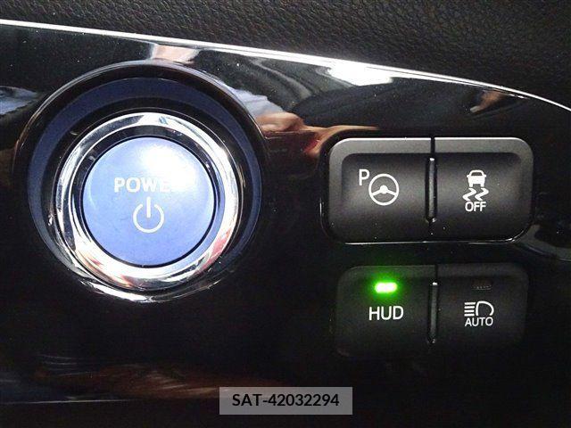 Toyota PRIUS 2017-05 366706-2