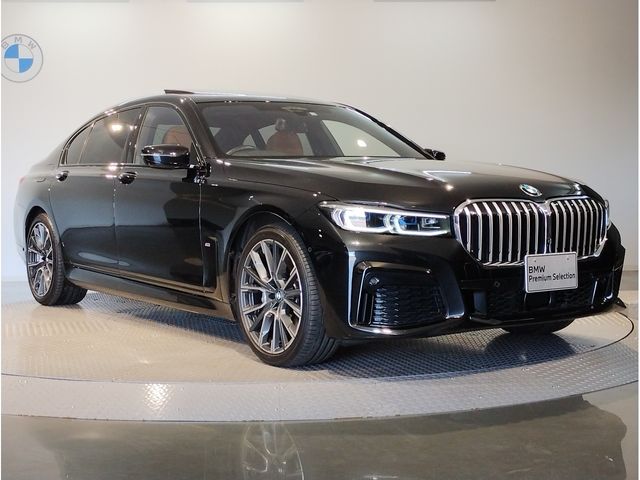 Bmw 7 SERIES 2022-08 25122-6
