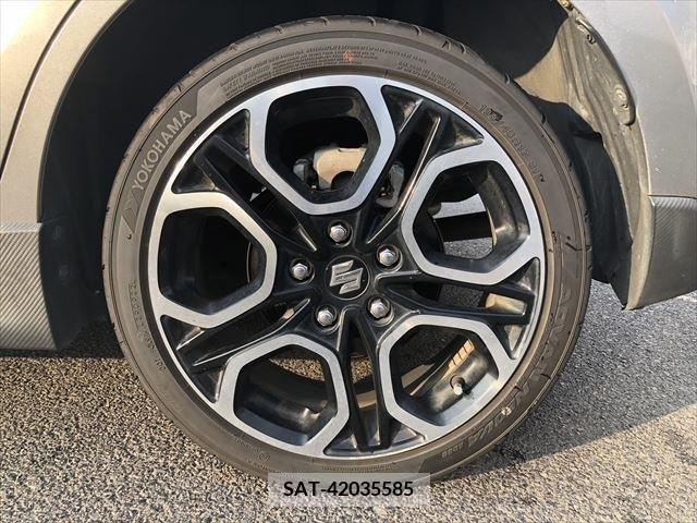 Suzuki SWIFT 2017-09 369037-28