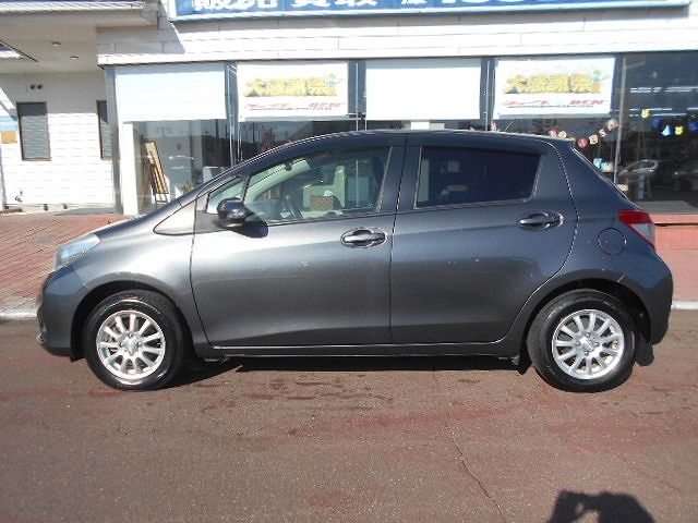 Toyota VITZ 2012-12 28618-19