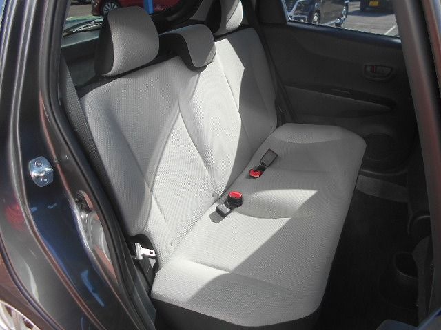 Toyota VITZ 2012-12 28618-3