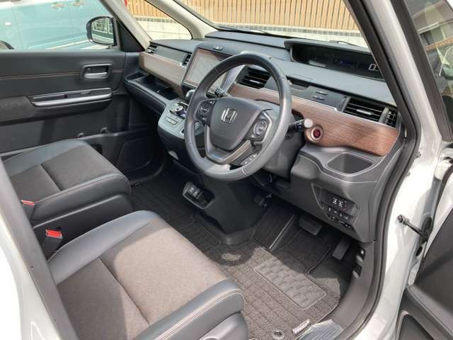 Honda FREED 2021-04 24229-3
